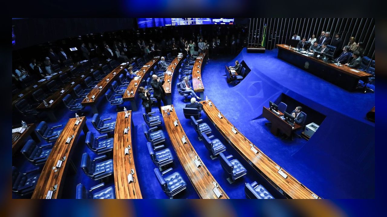 Eleitor terá que votar duas vezes para senador nas eleições de 2026