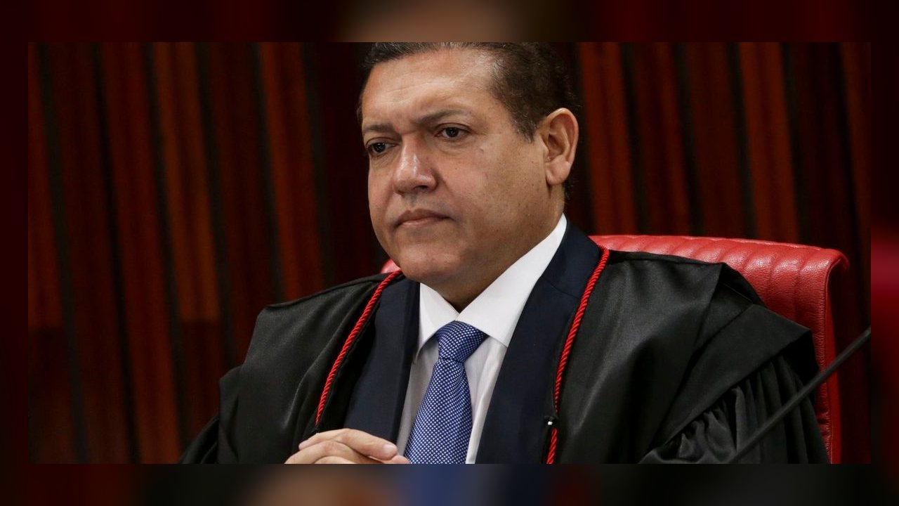 Presidente do TSE reverte decisão e libera candidatura de Deltan Dallagnol ao Senado