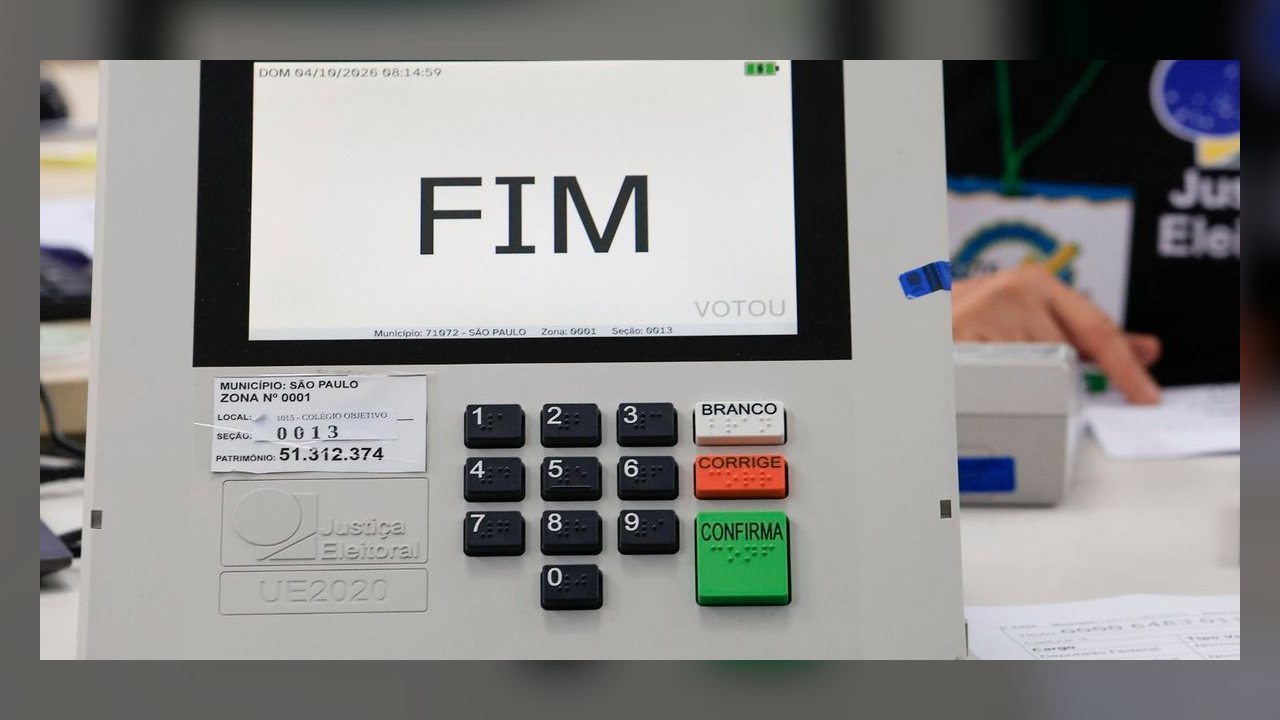 TSE troca 421 urnas eletrônicas nas duas primeiras horas de votação no país
