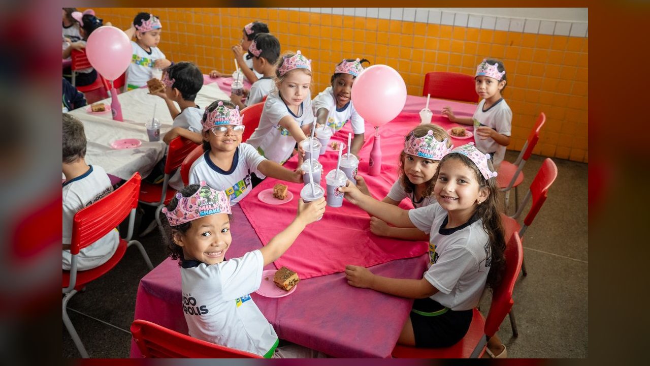 Escolas de Rondonópolis promovem Dia do Milk Shake na merenda de alunos da rede municipal