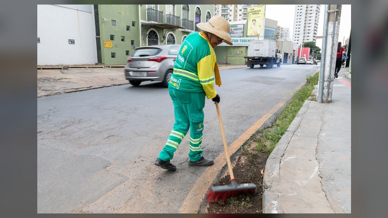 Limpurb mobiliza 210 trabalhadores para limpeza em locais de votação em Cuiabá
