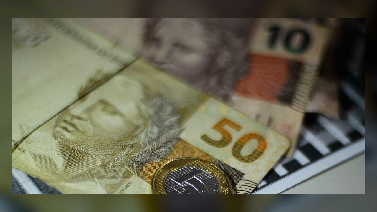 Indicador do BC mostra economia em queda pelo segundo mês seguido em julho