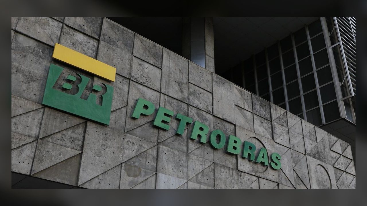 Petrobras fecha contrato para explorar oito blocos de petróleo na Costa do Marfim