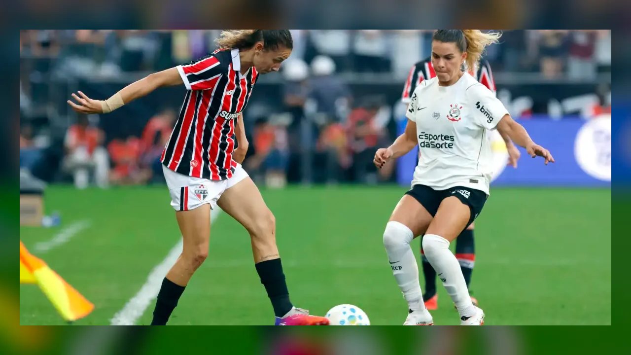 São Paulo recebe Corinthians em jogo decisivo pelo título do Brasileirão feminino