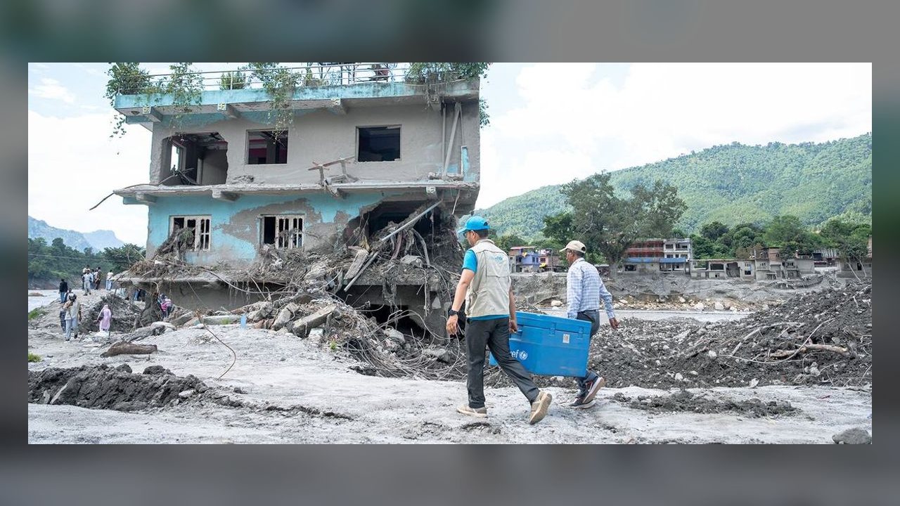Enchentes 'apocalípticas' no Nepal expõem risco climático que pode se repetir em todo o Himalaia